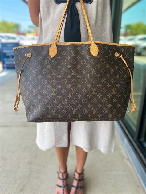 gm size louis vuitton|louis vuitton large monogram tote.